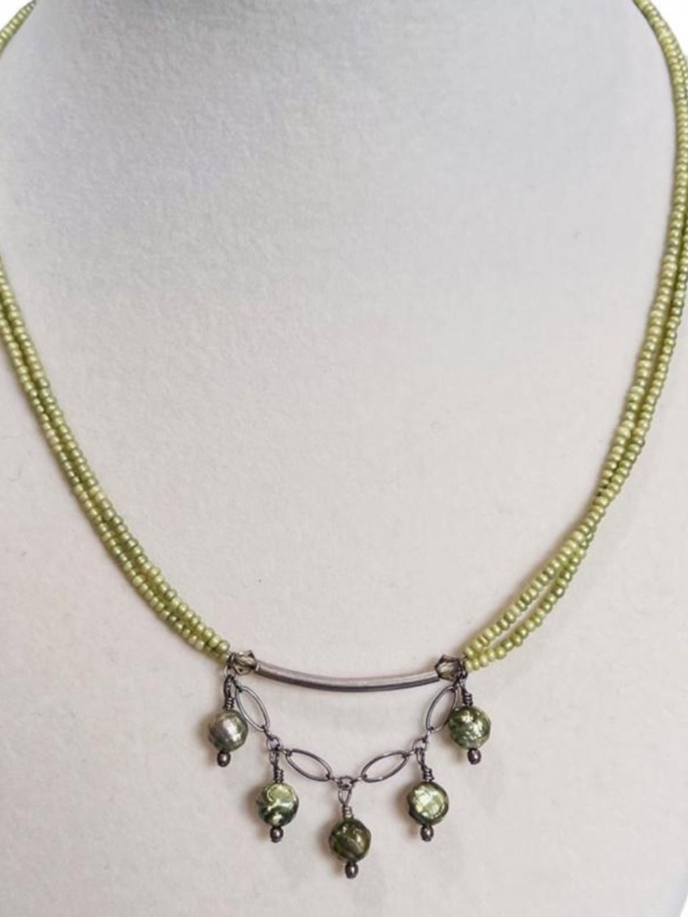 Green Beaded Statement Necklace with Silver-Tone Dangle Pendant